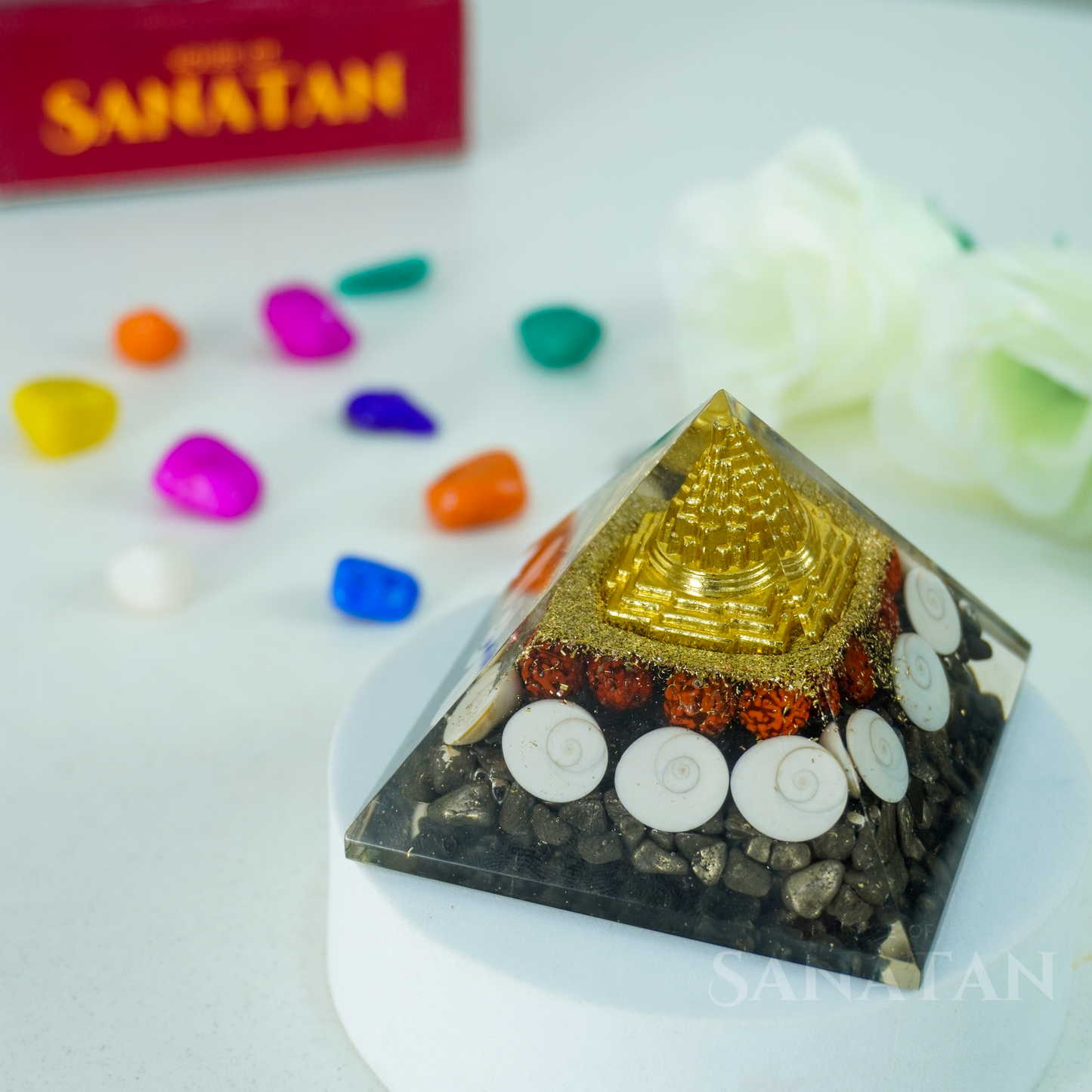 Lakshmi Yantra Pyramid - House of Sanatan